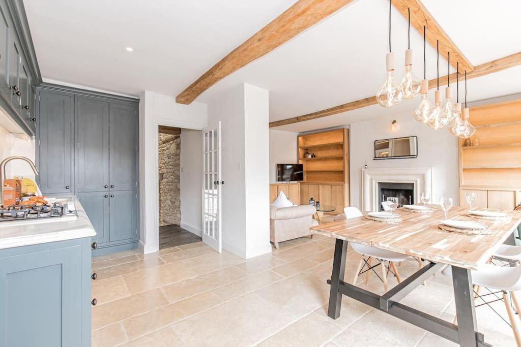 Oxfordshire Living - The Vanbrugh Apartment - ウッドストック エクステリア 写真