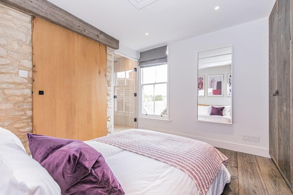 Oxfordshire Living - The Vanbrugh Apartment - ウッドストック エクステリア 写真