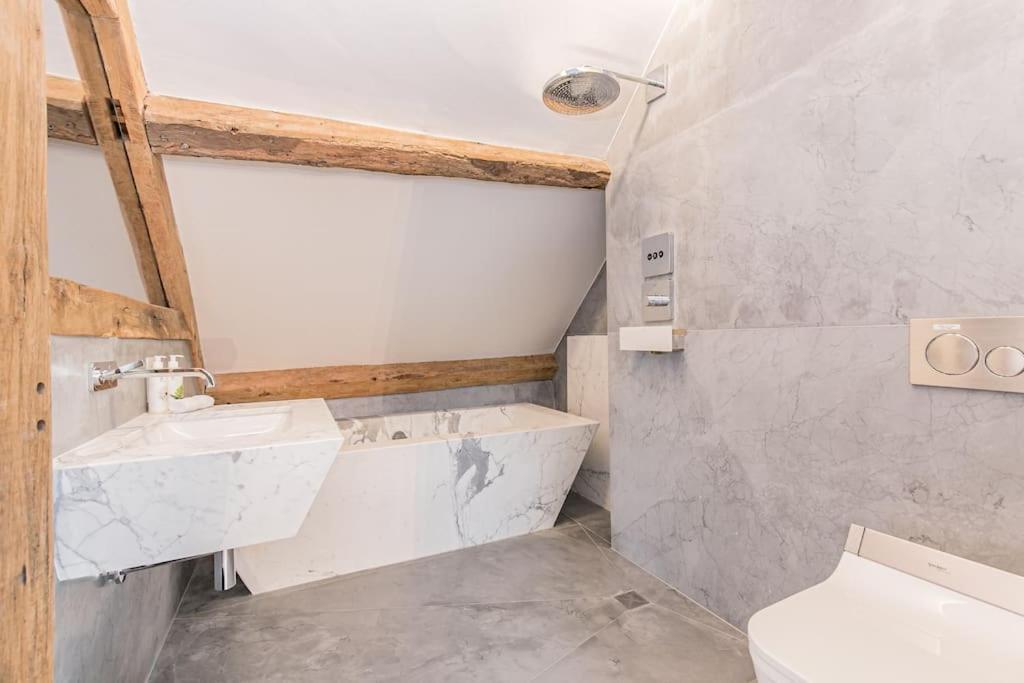 Oxfordshire Living - The Vanbrugh Apartment - ウッドストック エクステリア 写真